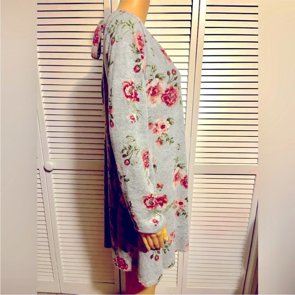 NWOT! Pretty Francesca's ALYA Gray & Pink Floral Long Sleeve A line dress Size S - Picture 4 of 12